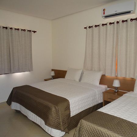 Hotel E Restaurante Sabor De Minas 萨利纳斯 客房 照片